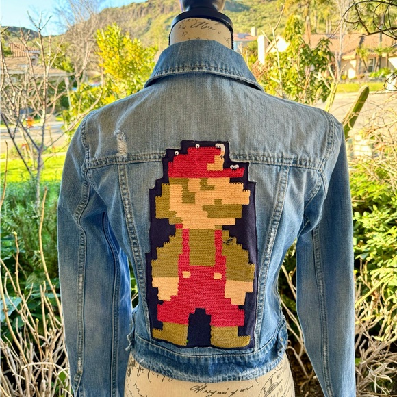 Mario/Nintendo Denim jacket with interchangeable sequins - Picture 2 of 7
